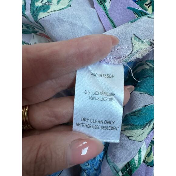 Parker Silk Summer Floral Top in Lais Fleur Lavender Small - Picture 6 of 6